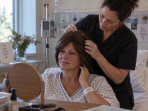 Devenez prothésiste capillaire - tout sur les perruques & coiffure de remplacement